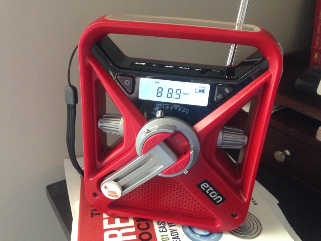 FRX3 - American Red Cross The multi-powered, multi-function, smartphone-charging, weather alert radio that lights your way 